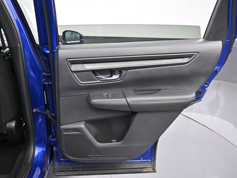 Used 2025 Honda CR-V Sport image 30