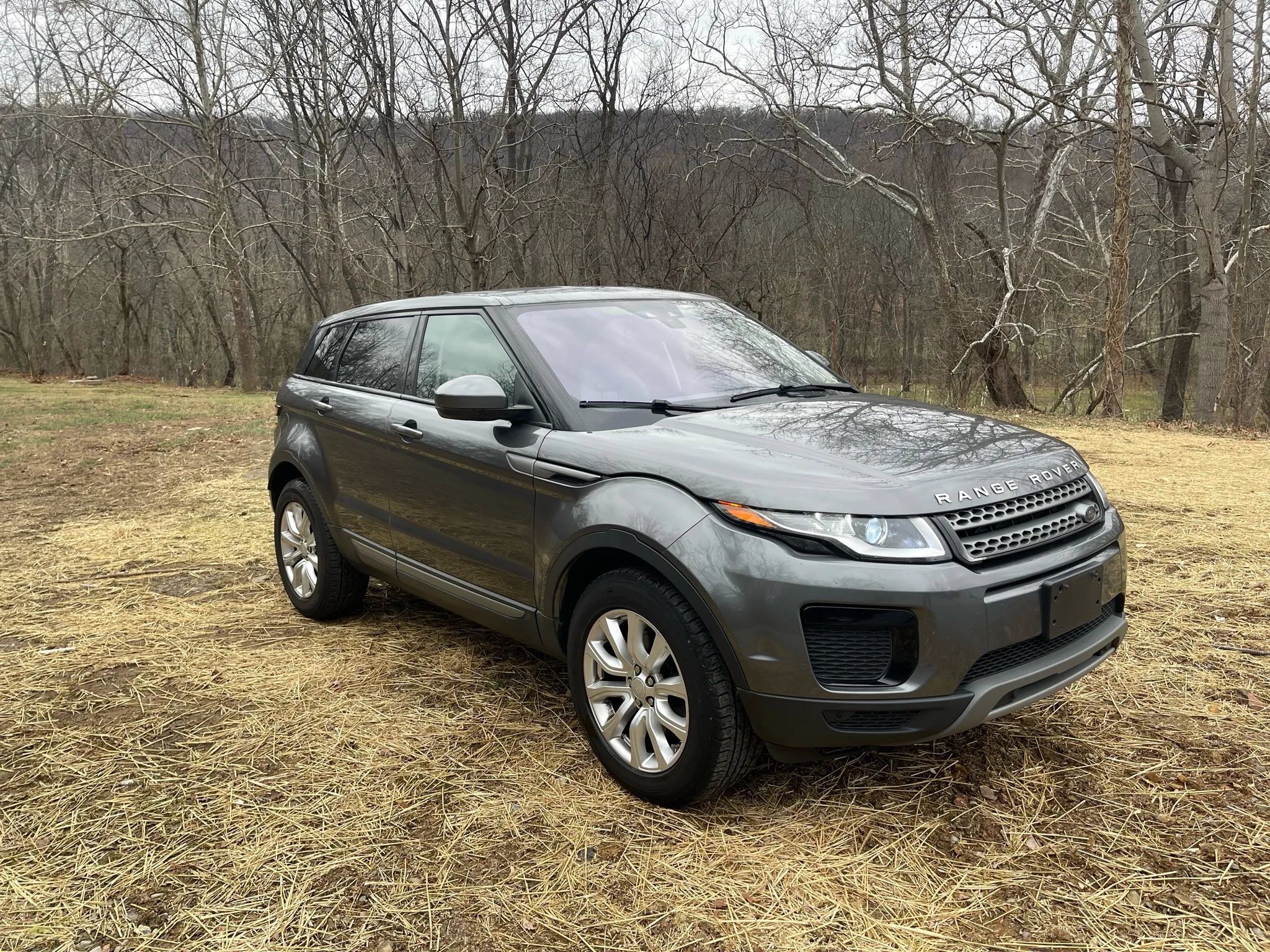 Used 2019 Land Rover Range Rover Evoque AWD/4WD image 2