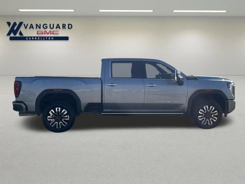 Used 2024 GMC Sierra 2500 Denali Ultimate image 13