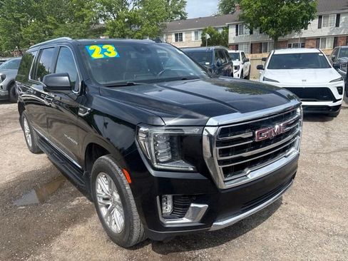 Used 2023 GMC Yukon XL SLT w/ SLT Premium Package AWD/4WD image 1