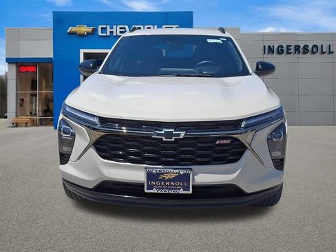 Used 2026 Chevrolet Trax RS w/ Driver Confidence Package FWD image 18