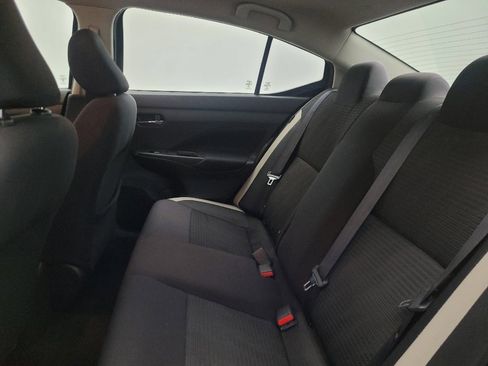 Used 2021 Nissan Versa SV FWD image 18