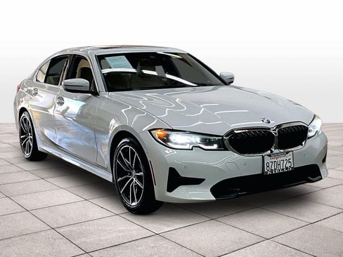 Used 2021 BMW 330i Sedan w/ Premium Package RWD image 2
