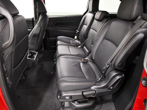 Certified 2025 Honda Odyssey Sport-L image 14