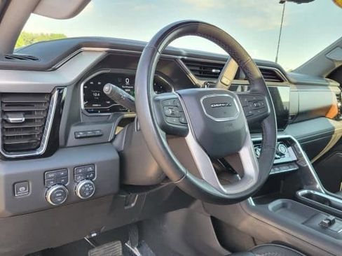 Used 2024 GMC Sierra 3500 Denali w/ Technology Package AWD/4WD image 25