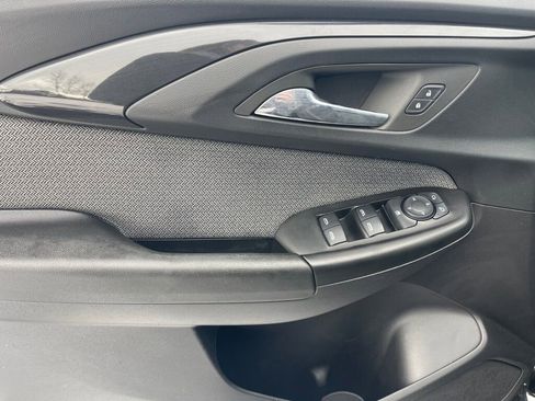 Used 2023 Chevrolet TrailBlazer LT image 6