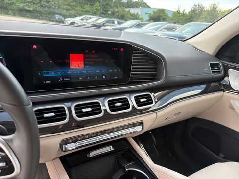 Used 2020 Mercedes-Benz GLS 450 4MATIC w/ Convenience Package image 29