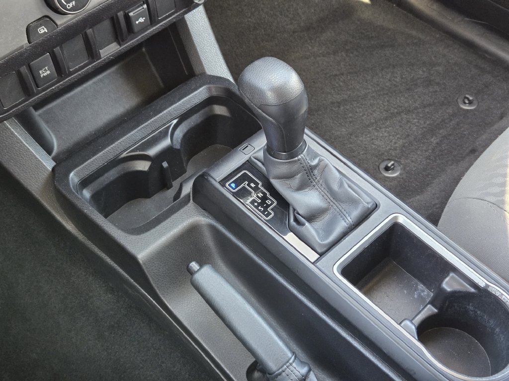 Used 2022 Toyota Tacoma SR RWD image 21