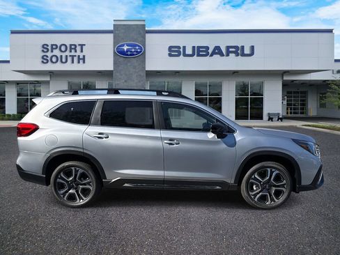 New 2026 Subaru Ascent Limited image 2