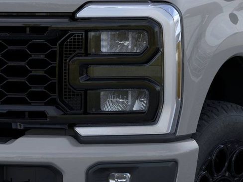 New 2026 Ford F250 4x4 Crew Cab Super Duty image 22