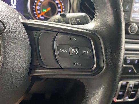Used 2019 Jeep Wrangler Unlimited Sport S AWD/4WD image 22