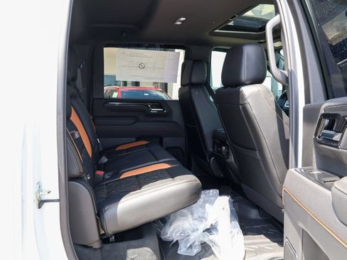 New 2026 GMC Sierra 2500 AT4 w/ Technology Package AWD/4WD image 50