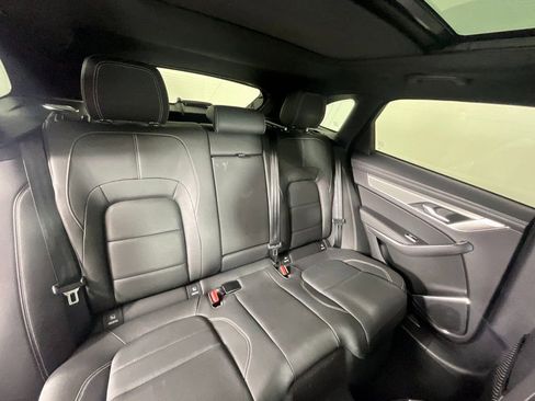 Used 2025 Jaguar F-PACE R-Dynamic S image 23