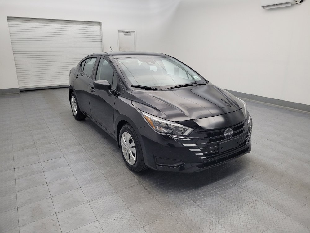 Used 2025 Nissan Versa S w/ Trunk Package FWD image 13