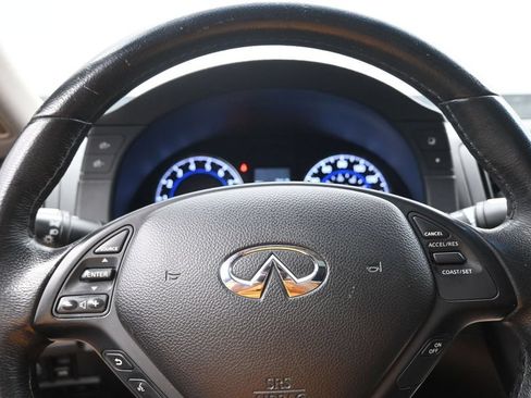 Used 2015 INFINITI Q40 AWD w/ Navigation Package image 10