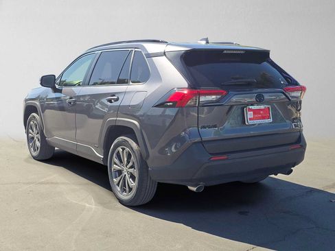 Certified 2023 Toyota RAV4 XLE Premium AWD/4WD image 5