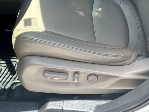 Used 2021 Honda Odyssey Touring image 23