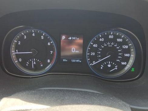 Used 2018 Hyundai Kona SEL AWD/4WD image 9