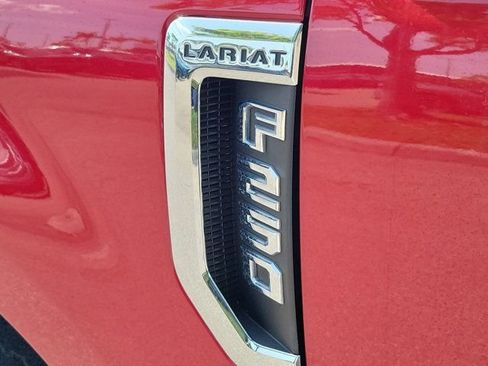 Used 2022 Ford F250 Lariat w/ Lariat Ultimate Package AWD/4WD image 12