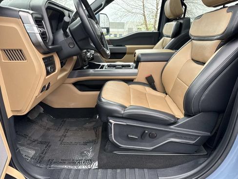 Used 2023 Ford F250 Lariat w/ Lariat Ultimate Package AWD/4WD image 24