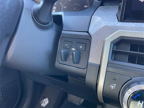 Used 2024 Toyota Tacoma Trailhunter image 28