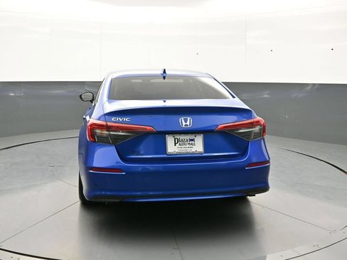 Used 2024 Honda Civic EX image 7