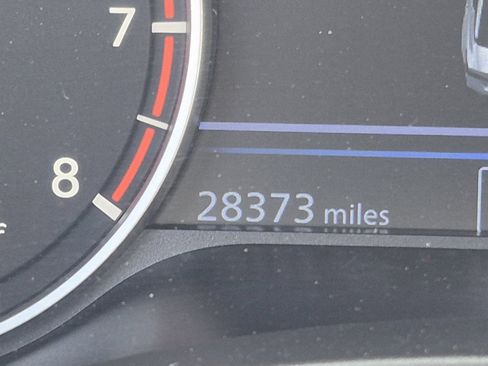Used 2025 Nissan Altima 2.5 SV FWD image 27