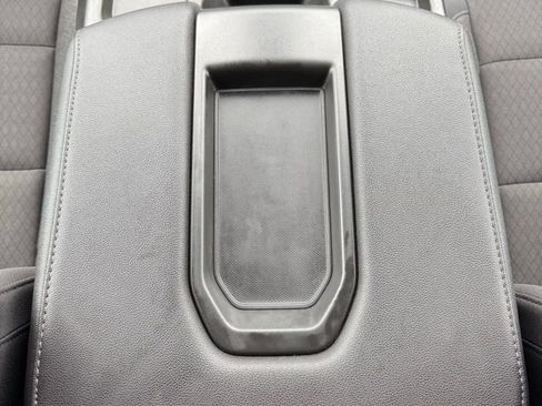 Used 2024 GMC Sierra 1500 Elevation image 21