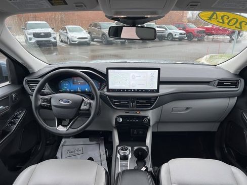 Used 2024 Ford Escape Platinum image 20