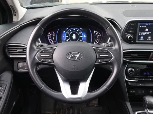 Used 2019 Hyundai Santa Fe Limited image 16
