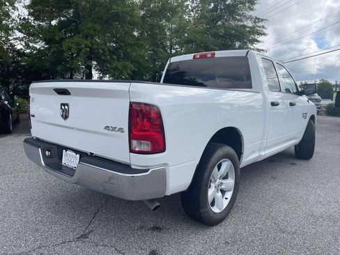 Used 2024 RAM 1500 Classic SLT AWD/4WD image 3