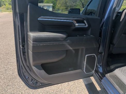 Used 2022 Chevrolet Silverado 1500 RST w/ Z71 Off-Road Package image 12