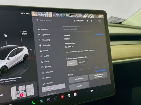 Used 2022 Tesla Model Y Performance image 4