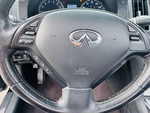 Used 2013 INFINITI G37 Convertible w/ Premium Pkg RWD image 16