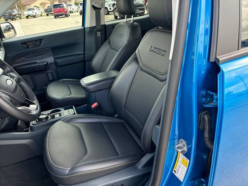 Used 2025 Ford Maverick Lobo AWD/4WD image 16
