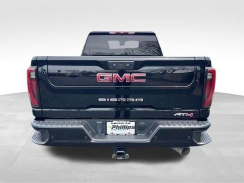 Certified 2024 GMC Sierra 2500 AT4 AWD/4WD image 5