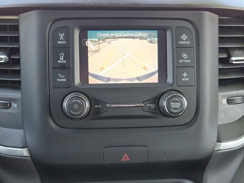 Used 2022 RAM 1500 Big Horn AWD/4WD image 19