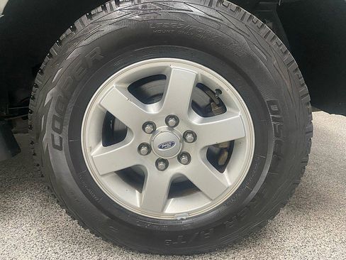 Used 2014 Ford Expedition XL image 24