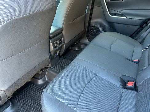 Used 2024 Toyota RAV4 LE AWD/4WD image 11