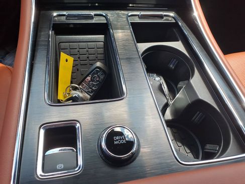 Used 2025 Lincoln Aviator Reserve AWD/4WD image 13