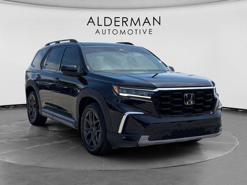 Used 2024 Honda Pilot Touring image 7