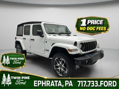 Used 2024 Jeep Wrangler Unlimited w/ Convenience Group