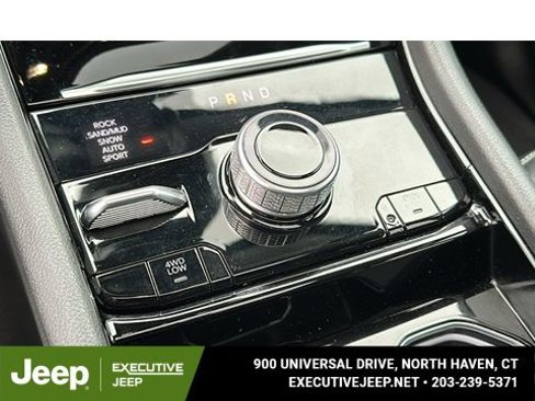 Used 2023 Jeep Grand Cherokee 4WD 4xe w/ Luxury Tech Group II image 21