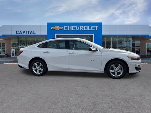 New 2025 Chevrolet Malibu LS w/ Driver Confidence Package FWD image 11
