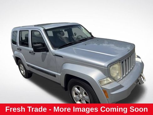 Used 2011 Jeep Liberty Sport RWD image 1