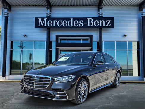 New 2026 Mercedes-Benz S 580 4MATIC Sedan image 3