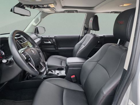 Used 2021 Toyota 4Runner TRD Off-Road Premium image 12