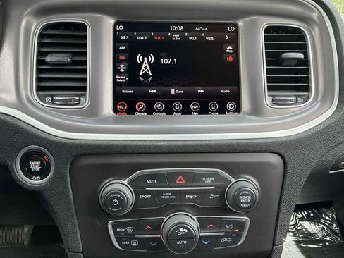 Used 2021 Dodge Charger SXT w/ Navigation & Travel Group AWD/4WD image 12
