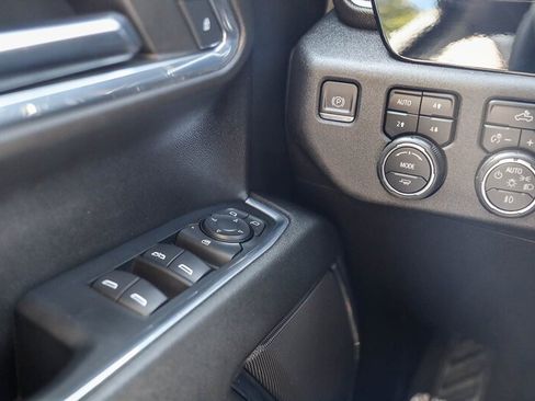Used 2023 Chevrolet Silverado 1500 RST w/ Z71 Off-Road Package AWD/4WD image 29