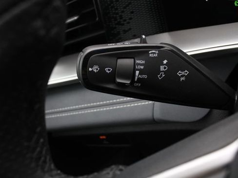 New 2026 Volkswagen Tiguan SE R-Line image 12